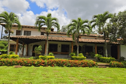 Property in 2 Acres - Portugal